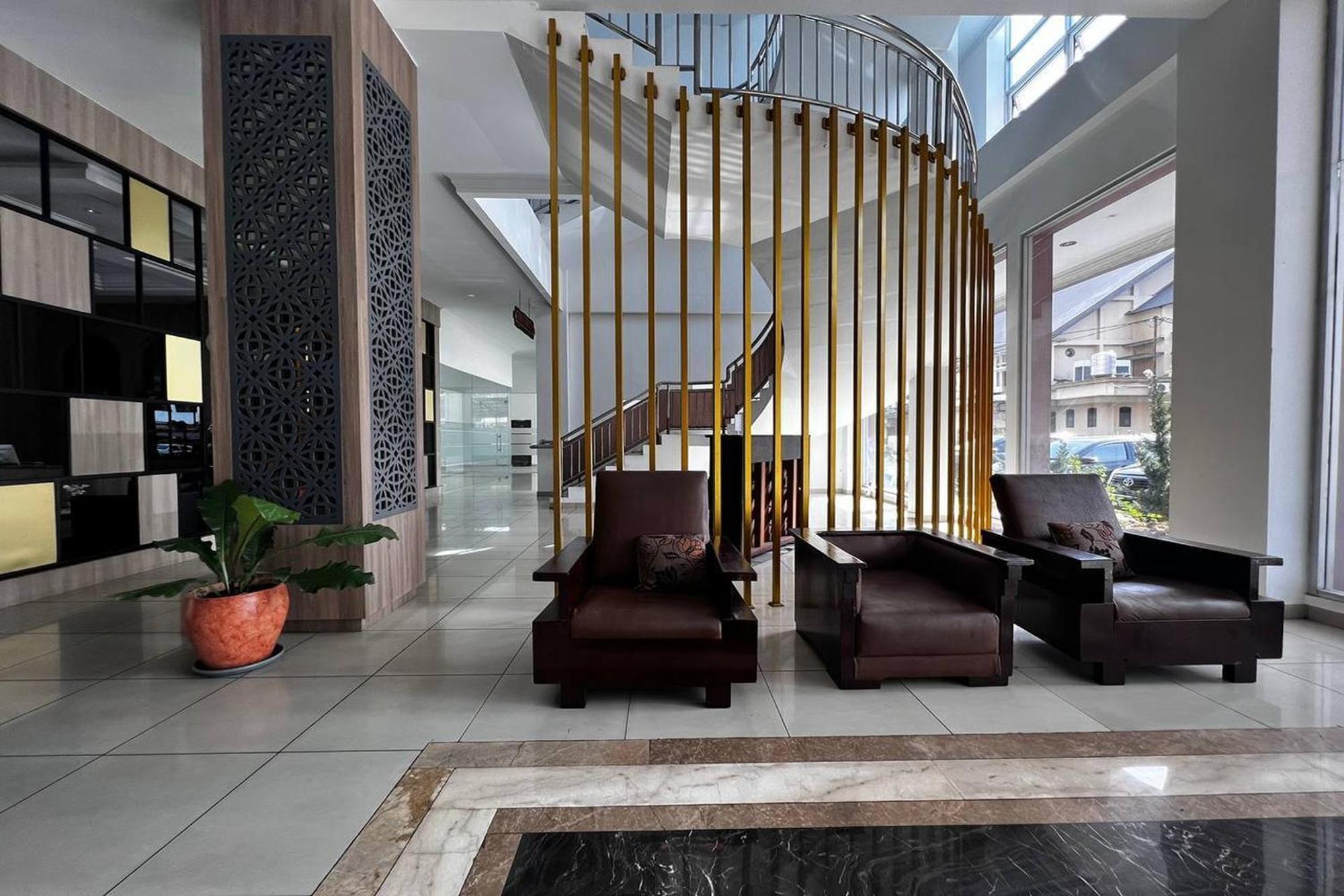 Ohulu Guesthouse Medan Eksteriør billede